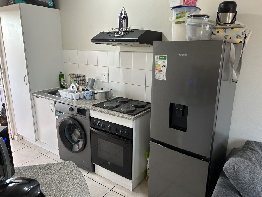 2 Bedroom Property for Sale in Stellendale Western Cape